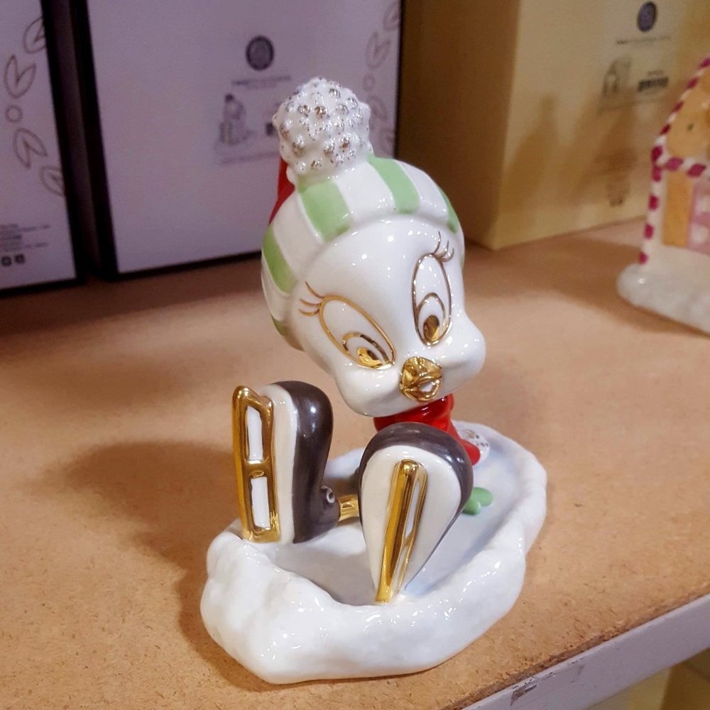 Lenox Tweety Ice Skating Figurine  CUTE!    NIB